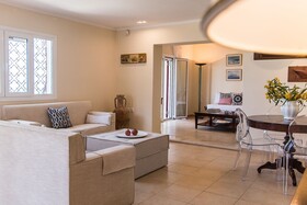Azzuro Beach House