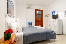 Dopia's Garden Studios