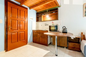 Dopia's Garden Studios