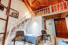 Dopia's Garden Studios
