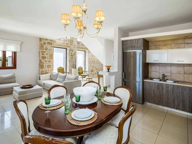 Villa Almyra