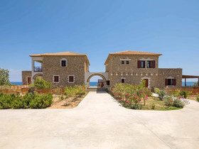 Villa Almyra
