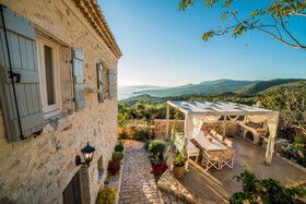 Aria Traditional Villa