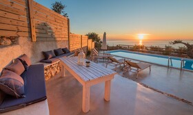 Aria Traditional Villa