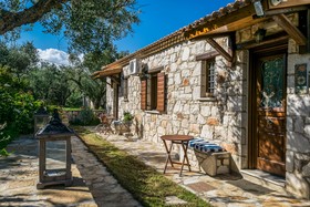 Kavos Psarou Villas