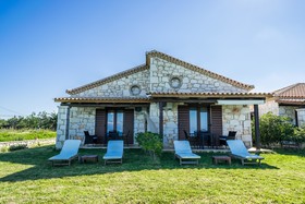 Kavos Psarou Villas