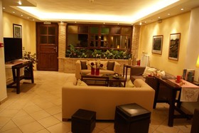 Yria Hotel