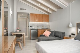 Alektor Luxury Apartments