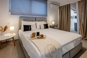 Amina Apartments