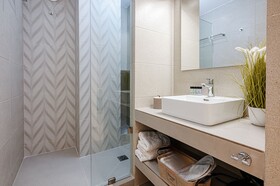 Amina Apartments