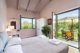 Aneli Luxury Villas - Villa Semeli