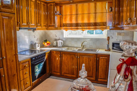 Anemos Holidays House