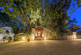 Ark Luxury Villa