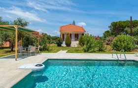 Beach Villa Lena