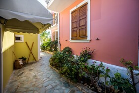 Blue Horizon Studios & Apartments