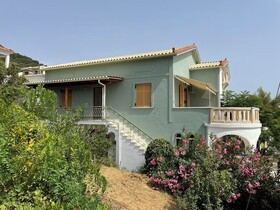 Blue Horizon Studios & Apartments
