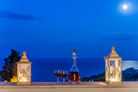 Blue Horizon Studios & Apartments