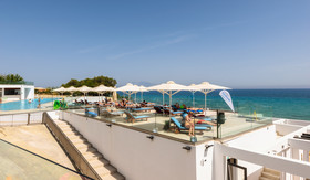 Cavo Orient Beach Hotel