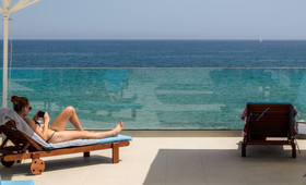 Cavo Orient Beach Hotel