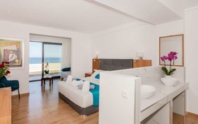 Cavo Orient Beach Hotel