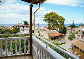 Costas studios
