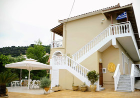 Costas studios
