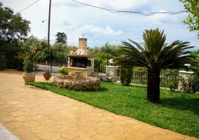 Costas studios