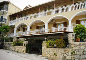 Costas studios