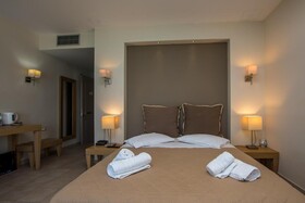Dali Luxury Rooms