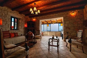 Diamond Suites