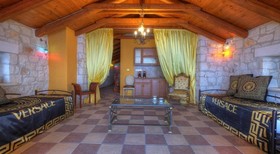 Diamond Suites