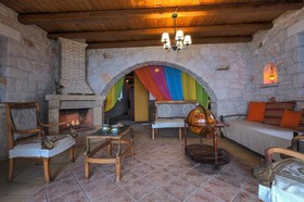 Diamond Suites