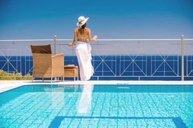 Emerald Villas & Suites