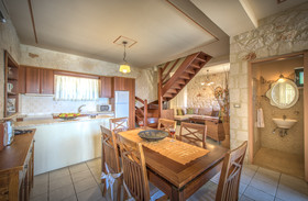 Emerald Villas & Suites