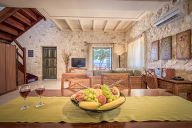 Emerald Villas & Suites
