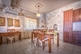 Emerald Villas & Suites