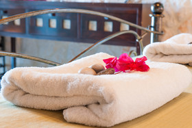 Emerald Villas & Suites
