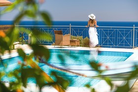 Emerald Villas & Suites