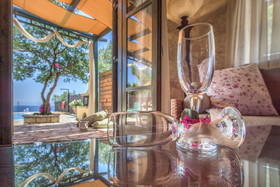 Emerald Villas & Suites