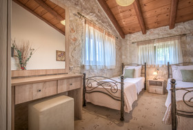 Emerald Villas & Suites
