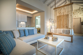 Emerald Villas & Suites