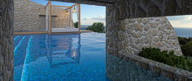 Emerald Villas & Suites