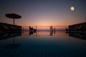 Emerald Villas & Suites