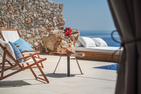 Emerald Villas & Suites