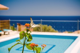 Emerald Villas & Suites