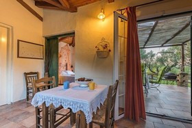Ilyessa Cottages