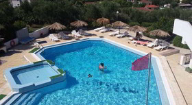 Lofos Strani Hotel