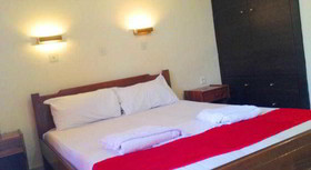 Lofos Strani Hotel