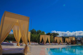 Medousa Apartments