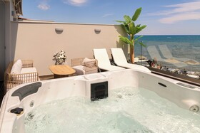 Pearl Luxury Living